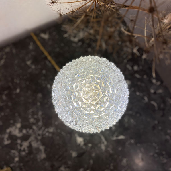 Globe lamp "diamond tips" glass