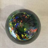 Sulfide green background with multicolored deco