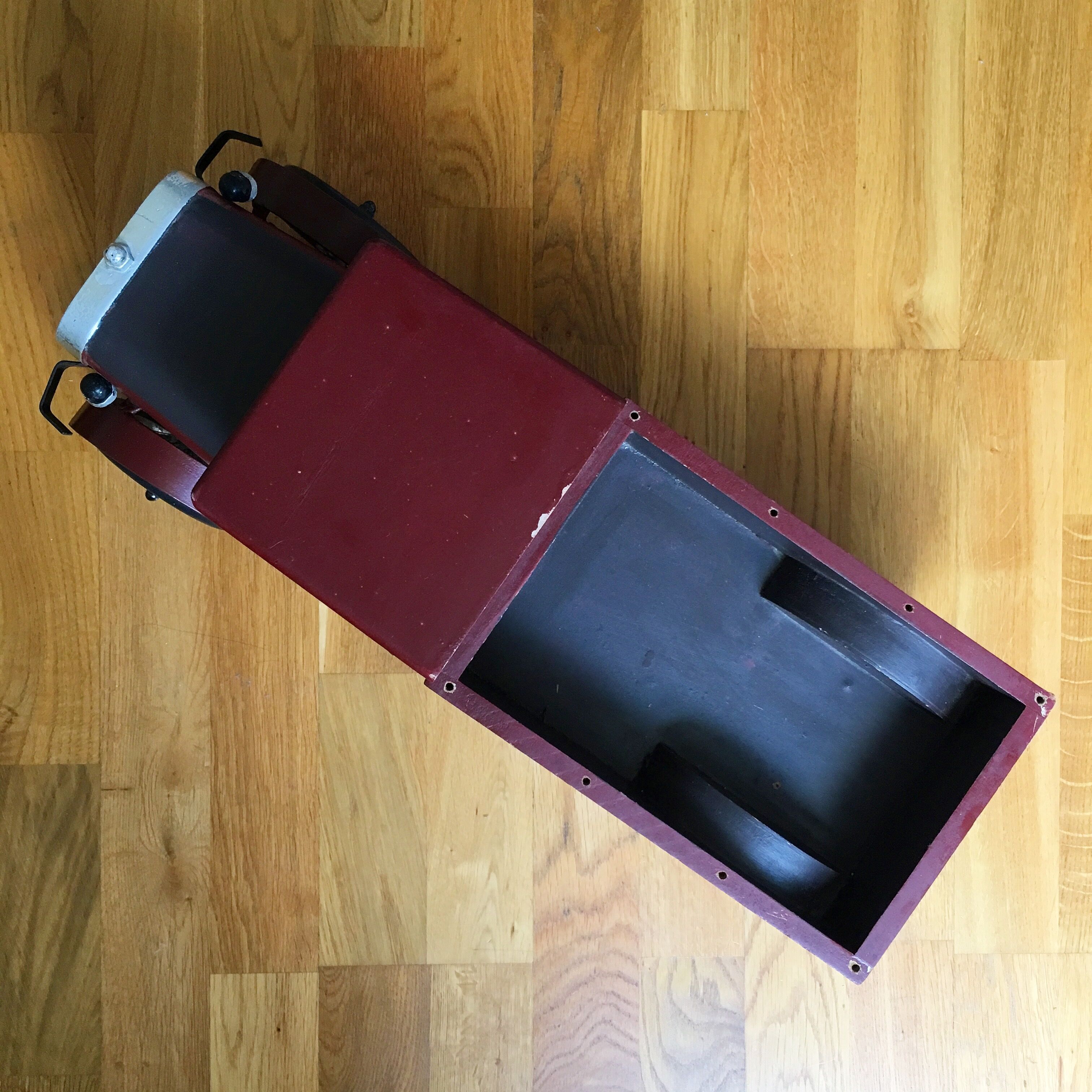 Pick up wood and metal