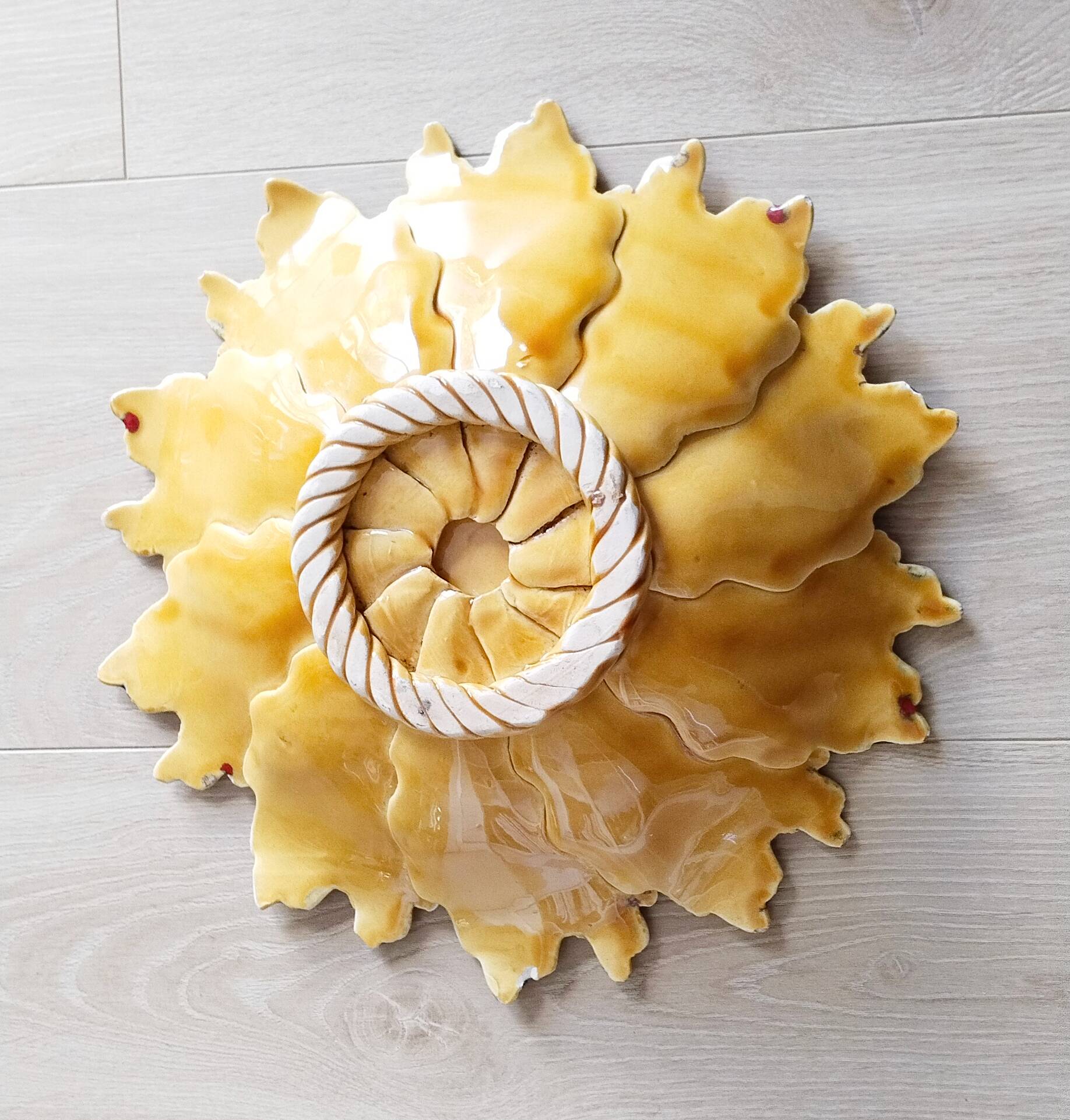 Fruit bowl, dish, in Vallauris style slip