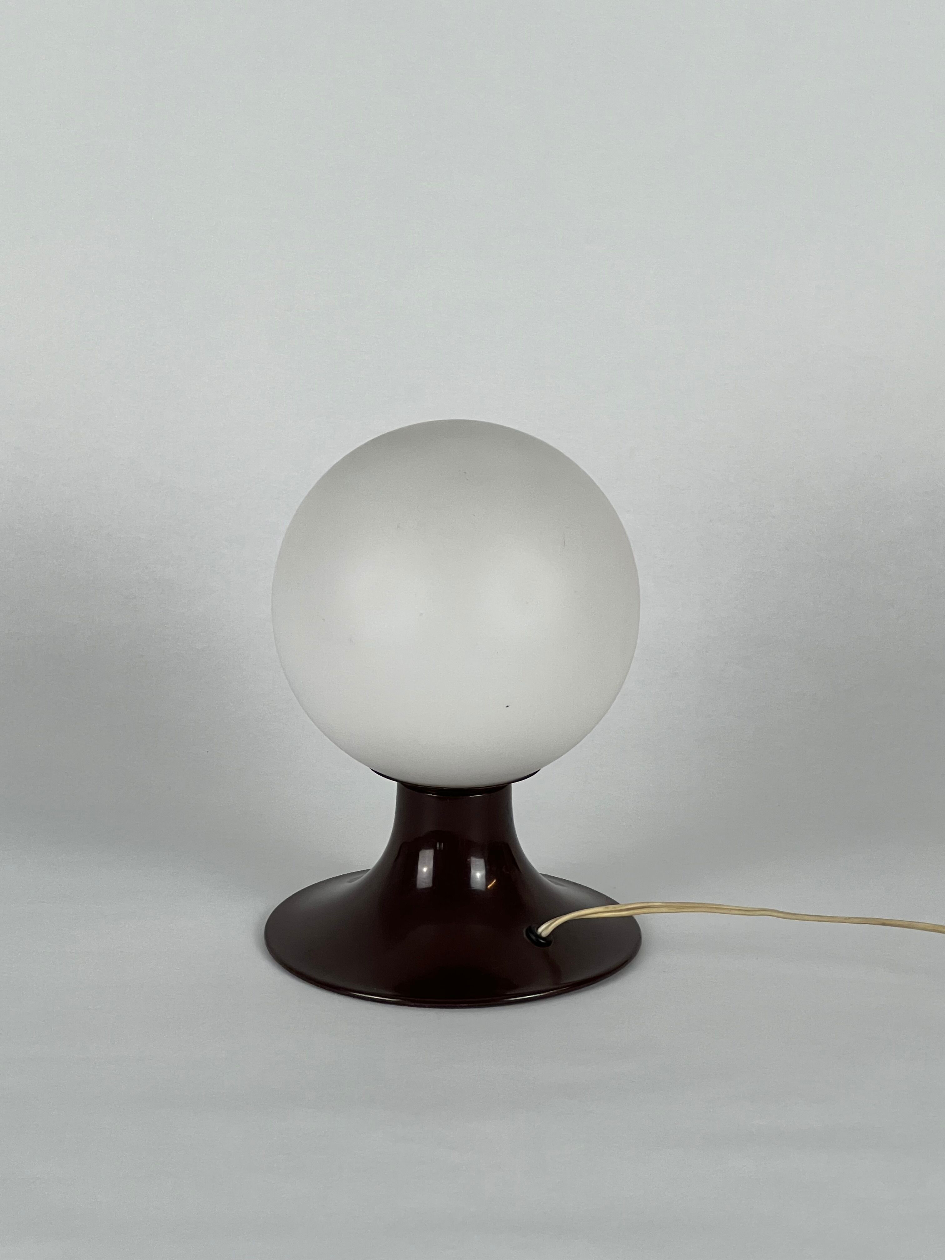 Wall lamp or table lamp in opaline glass and metal, 70s
