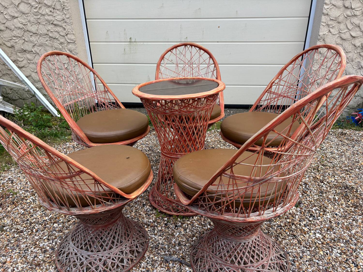 Russel Woodard garden or patio set