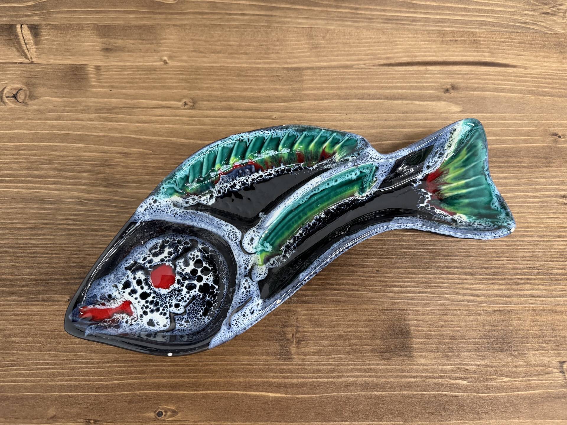 Empty pocket dish "Fish" in Vallauris ceramic from the 1950s-1960s.