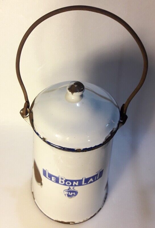Berthe milk jug enamelled SLM Maggi
