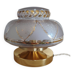 Lampe en globe avec jeu