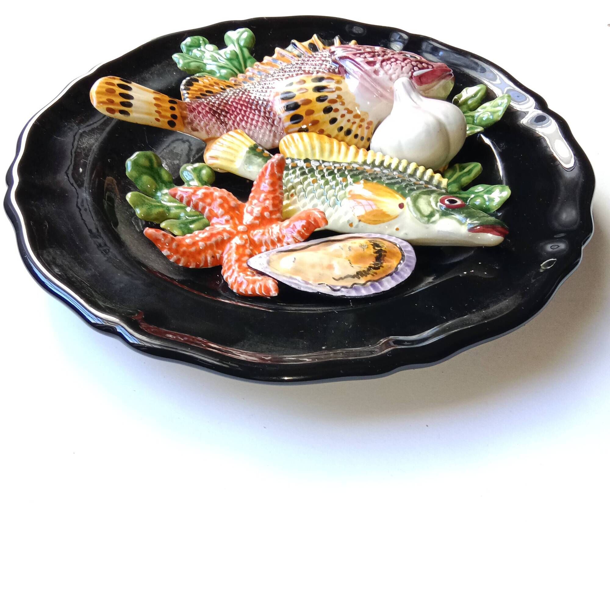 Assiette en Barbotine style 1970 Vallauris Poissons Étoile de Mer