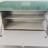 Bench chest