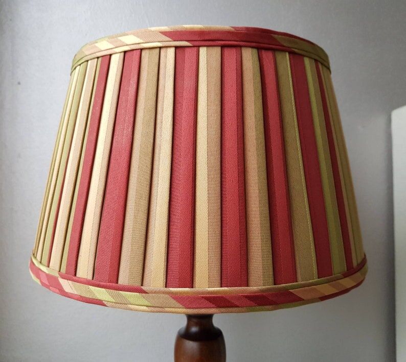 Vintage wooden table lamp with pleated fabric lampshade 1970