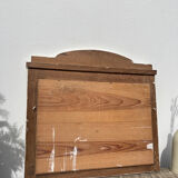 Art Deco mirror in rectangular white carved wood 58x65cm