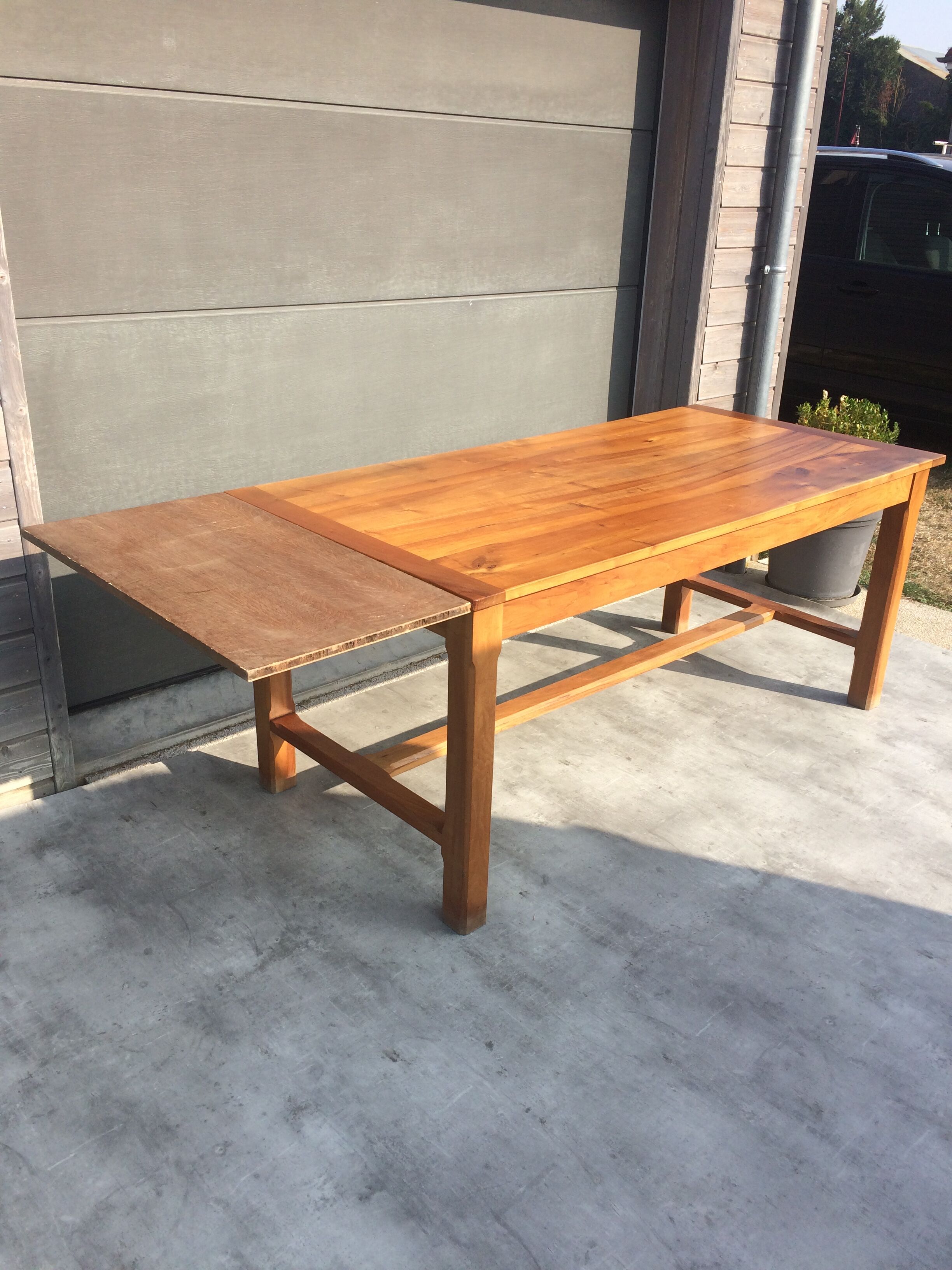 Stretchy farm table Walnut 1969