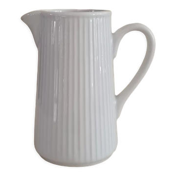 Pichet Pillivuyt