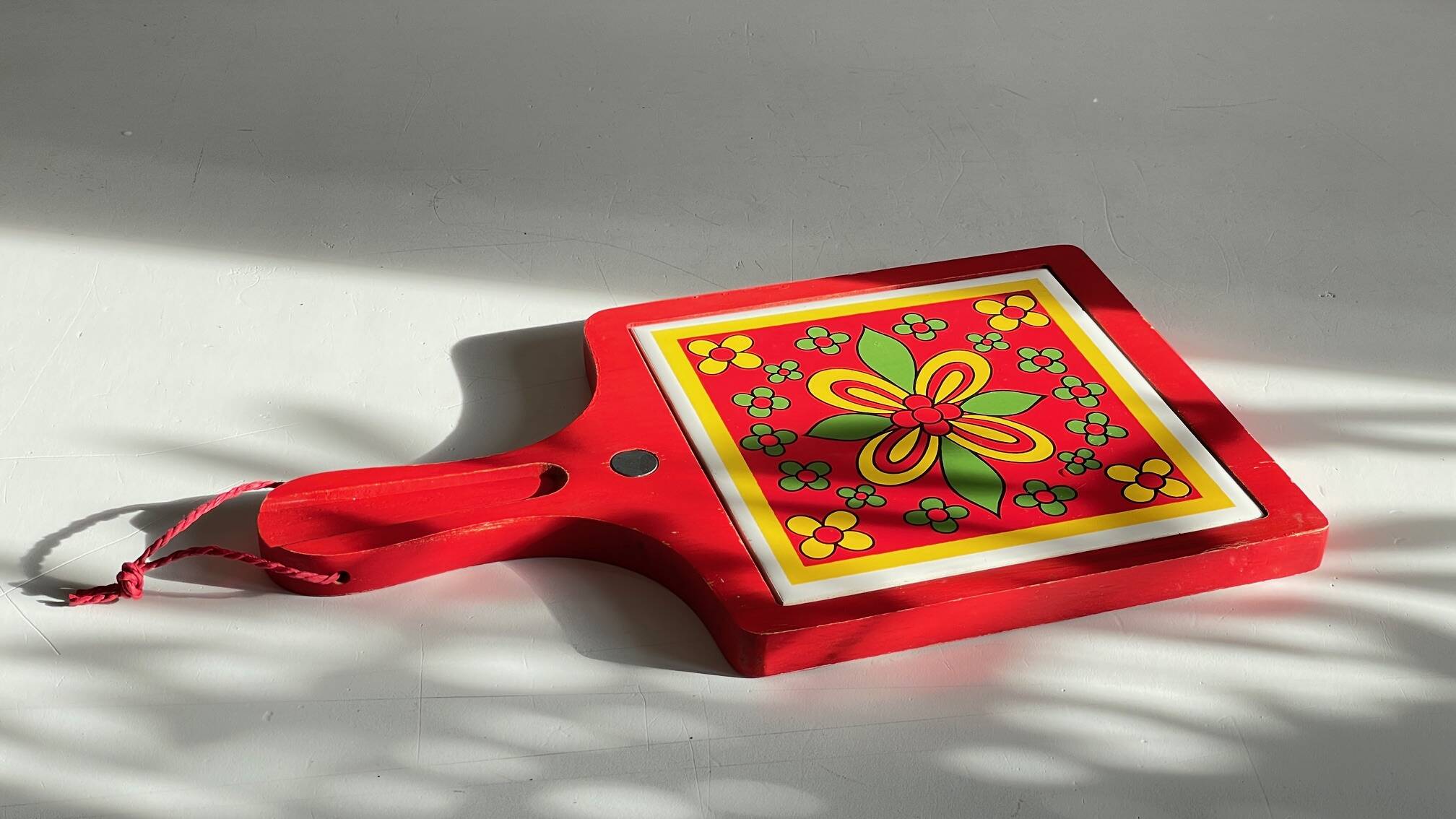 Vintage Red Plate Mat