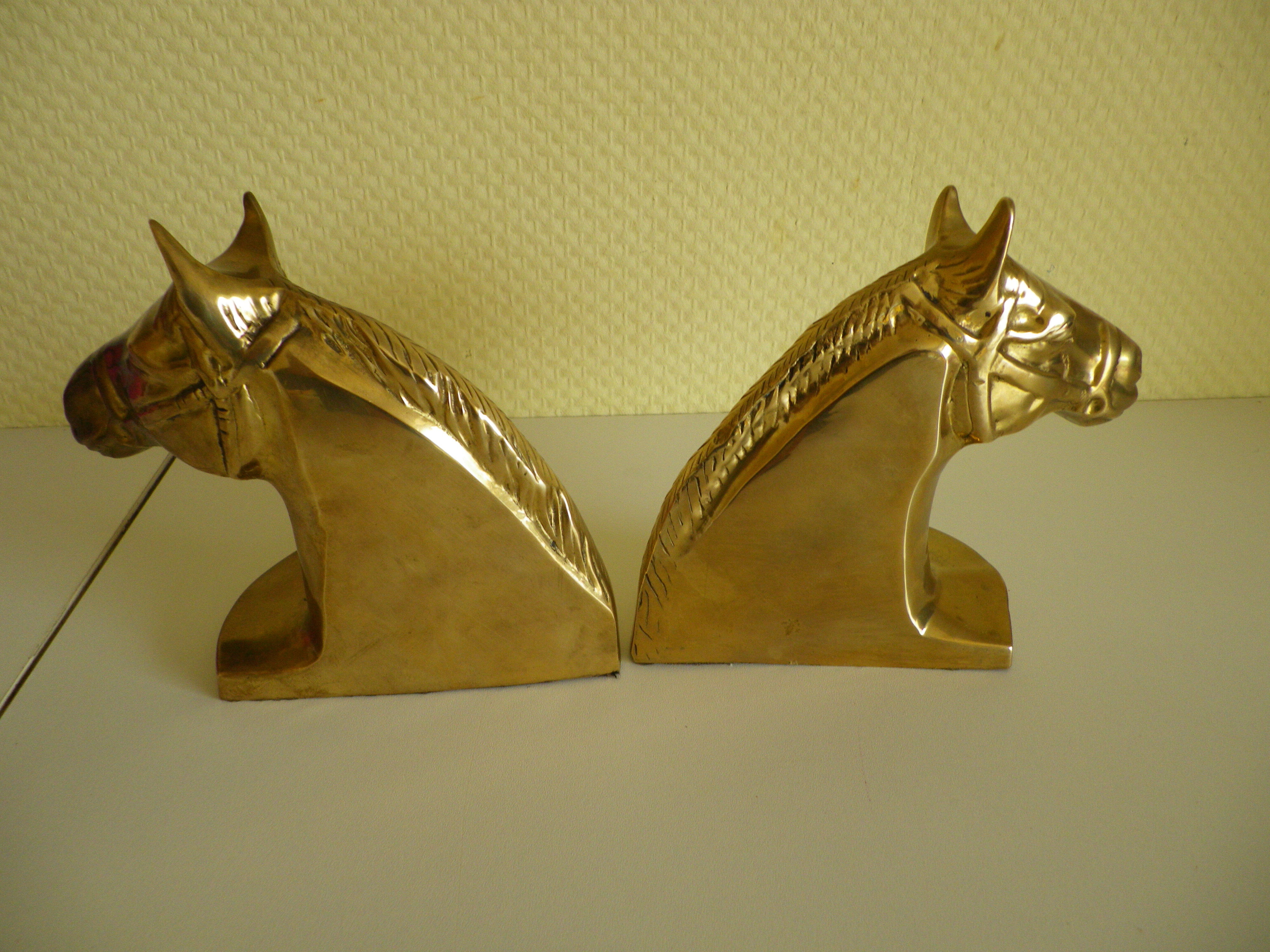 2 Horse-shaped bookends  in brass