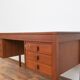 Bureau en teck danois du milieu du siècle de Domino Møbler, années 1960.