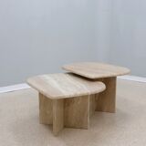 Tables basses sculpturales en marbre travertin de design italien vintage