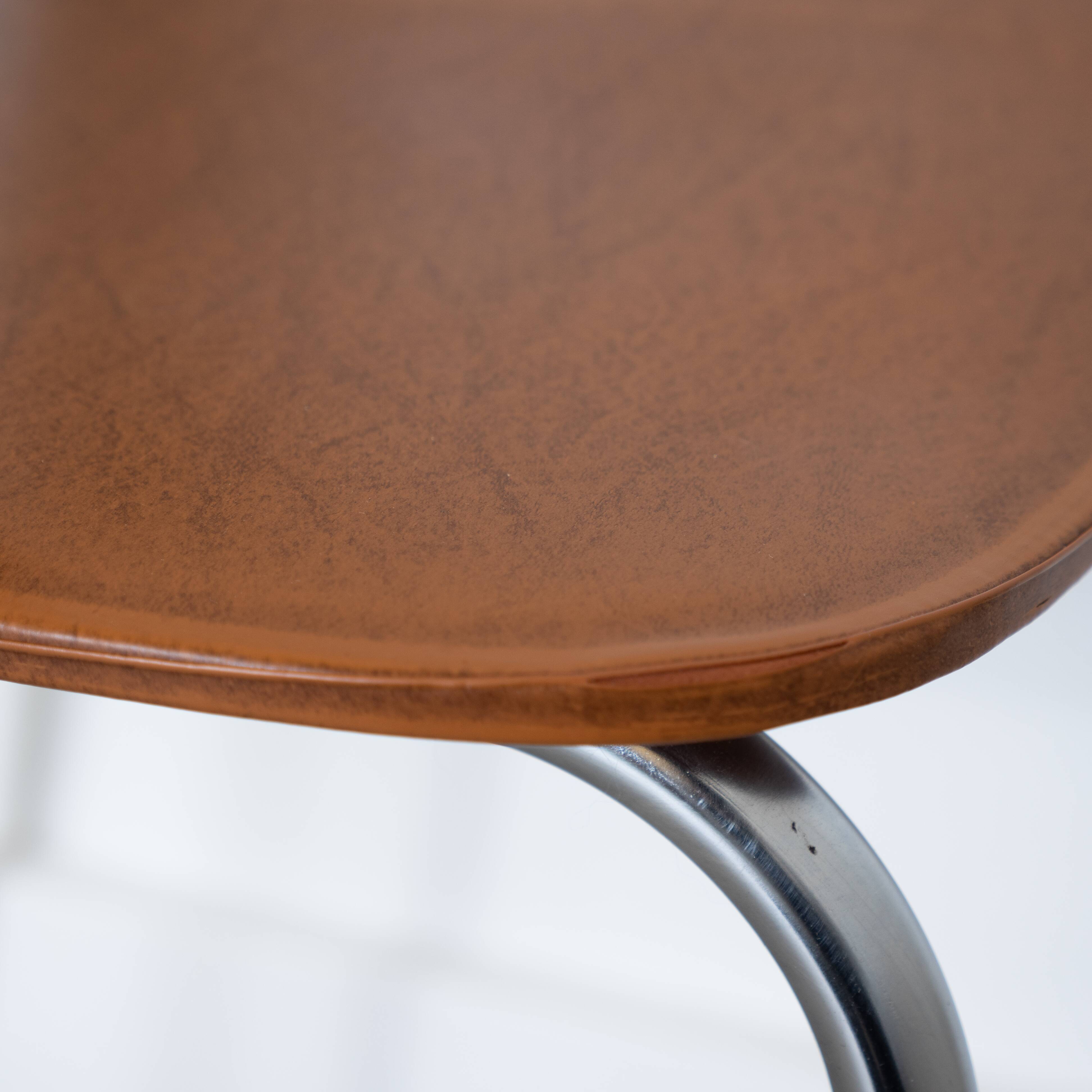 Set of 3 tublac petal skai kitchen chairs
