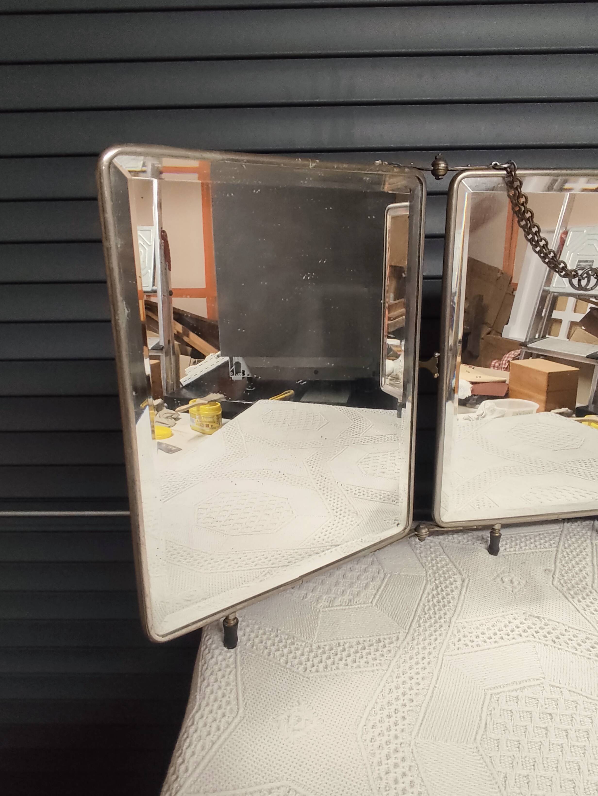 Large tryptic barber mirror