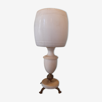 Lamp entirely in alabaster