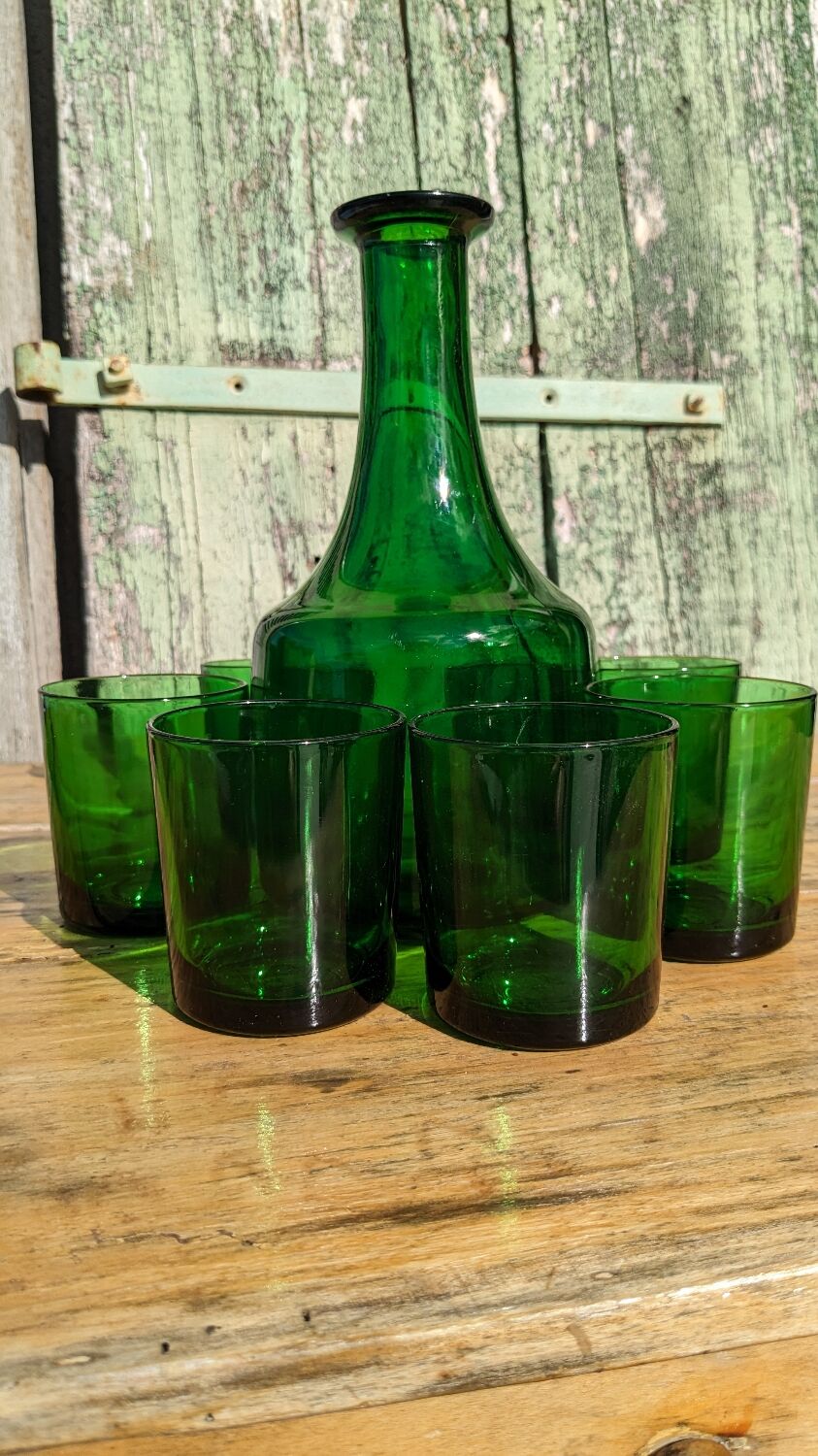 Vintage glass and carafe service