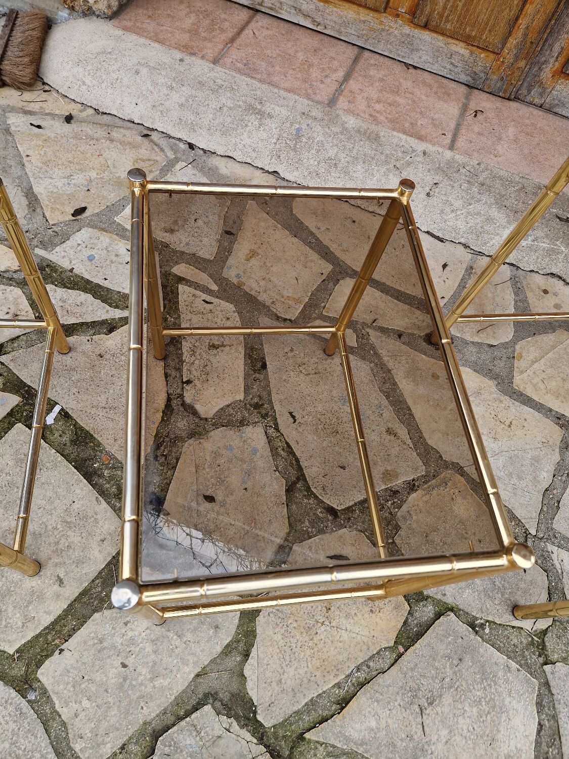 Vintage nesting coffee table