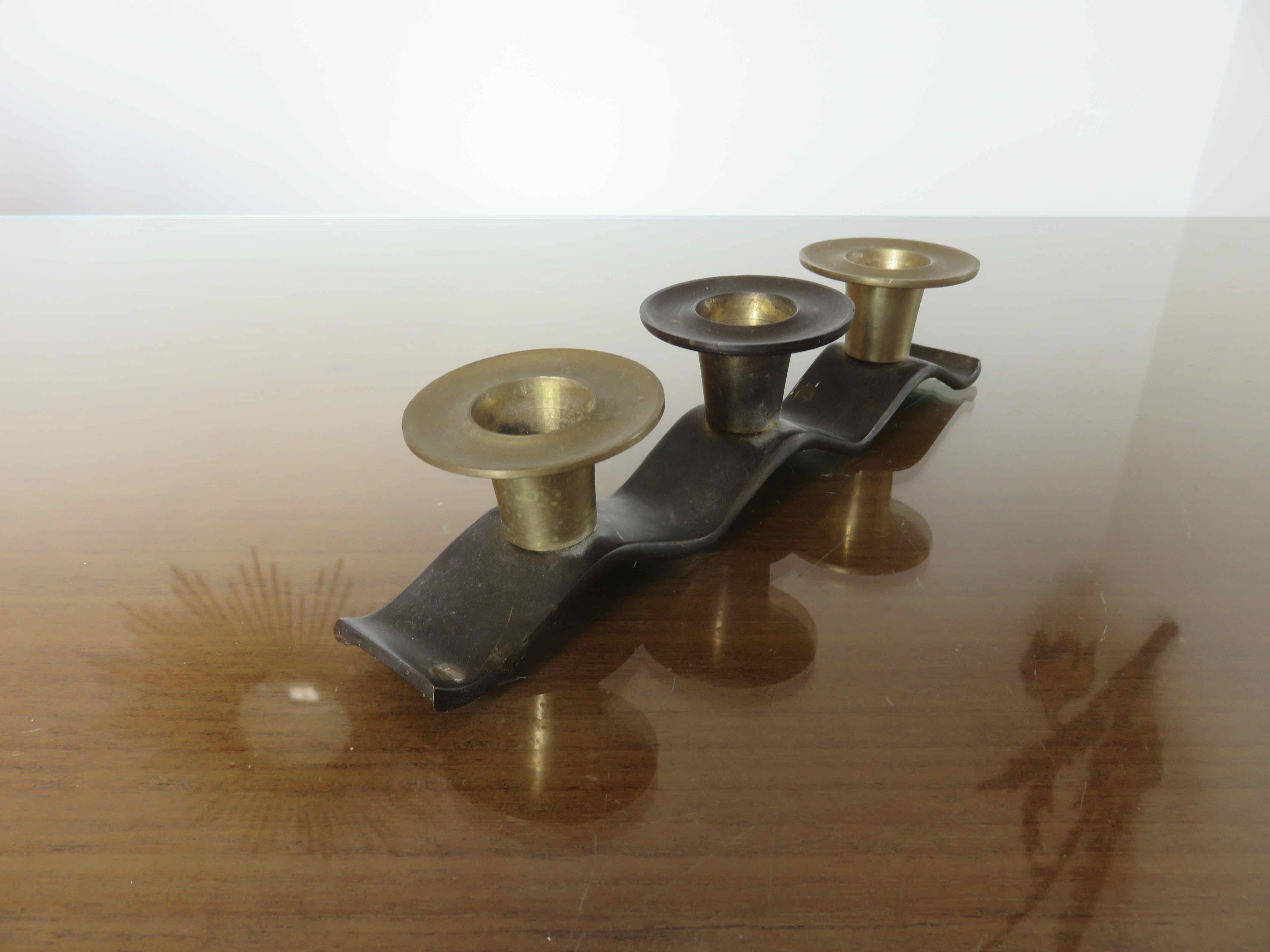 Candle holder "wave-shaped" in brass 60s 70s