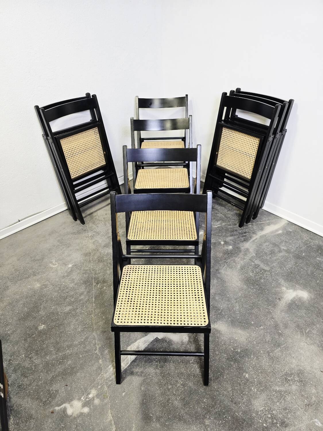 Folding Chair with Cane