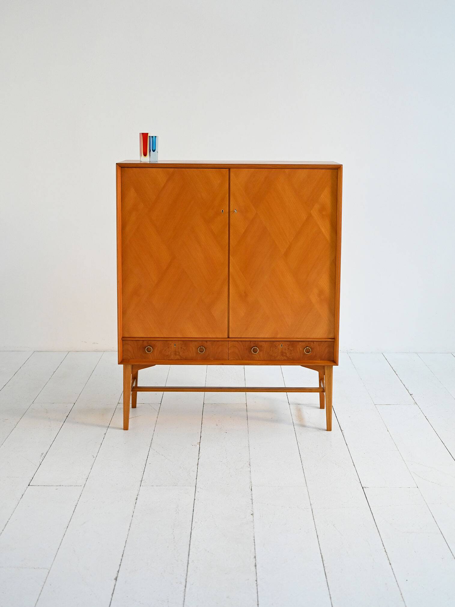 Elm and root veneer cabinet by AB Seffle Möbelfabrik, 1950s