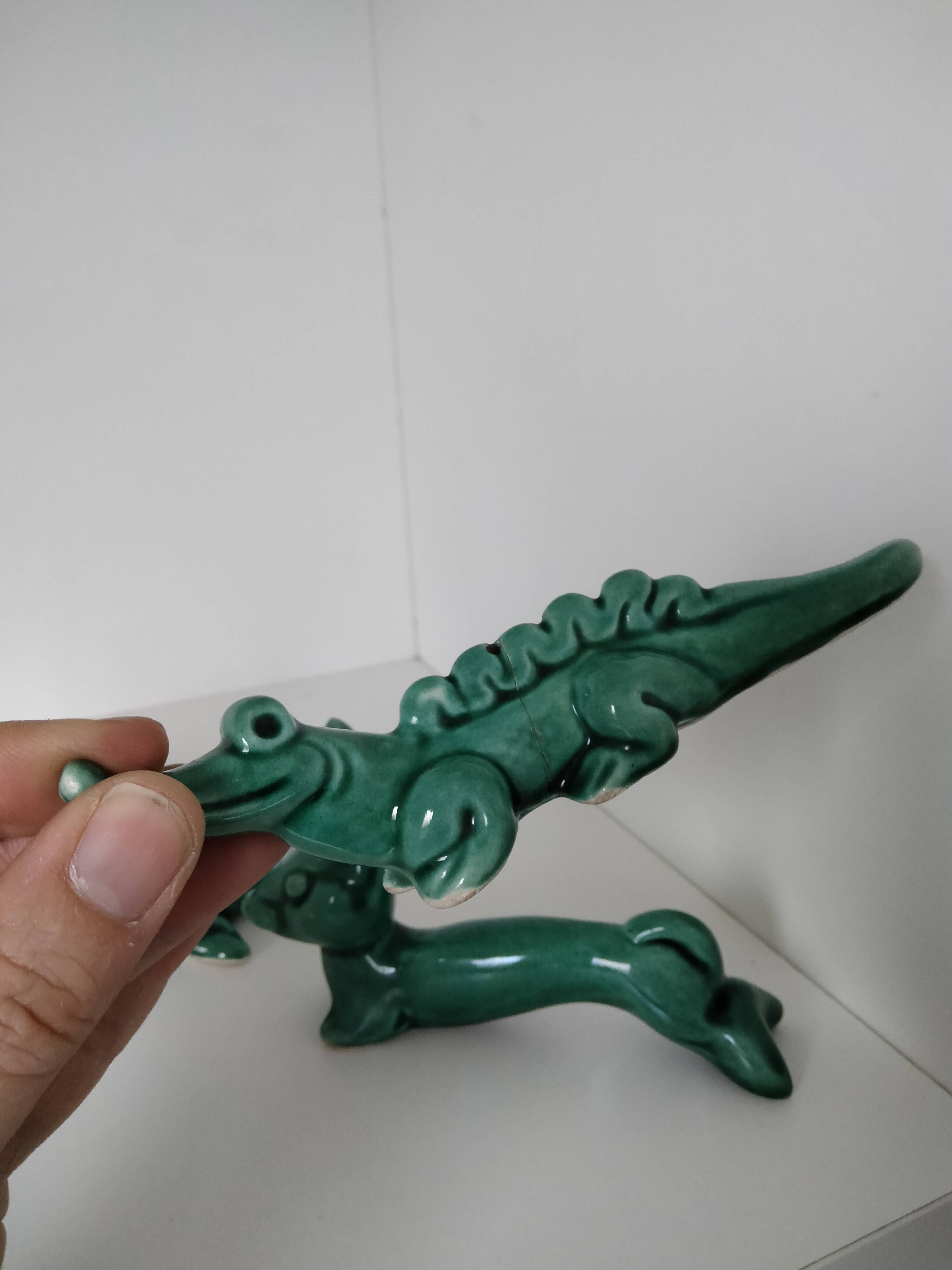 vintage knife rest in barbotine