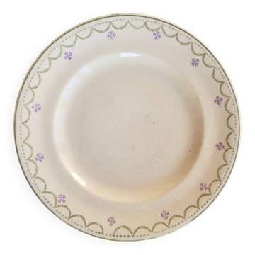 Assiette plate ancienne terre de fer Longwy modèle Violetta
