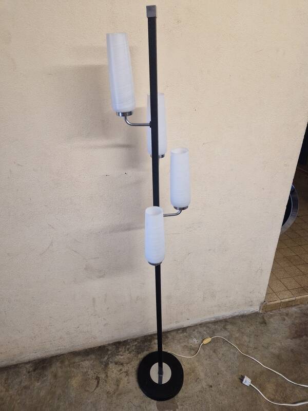 Black lacquered metal 4-light floor lamp - Maison Arlus - Satin glass globe