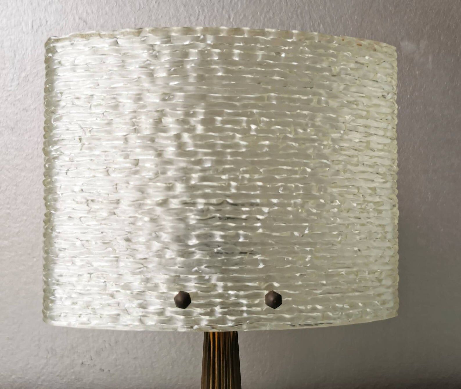 Vintage table lamp with 70s plastic hood