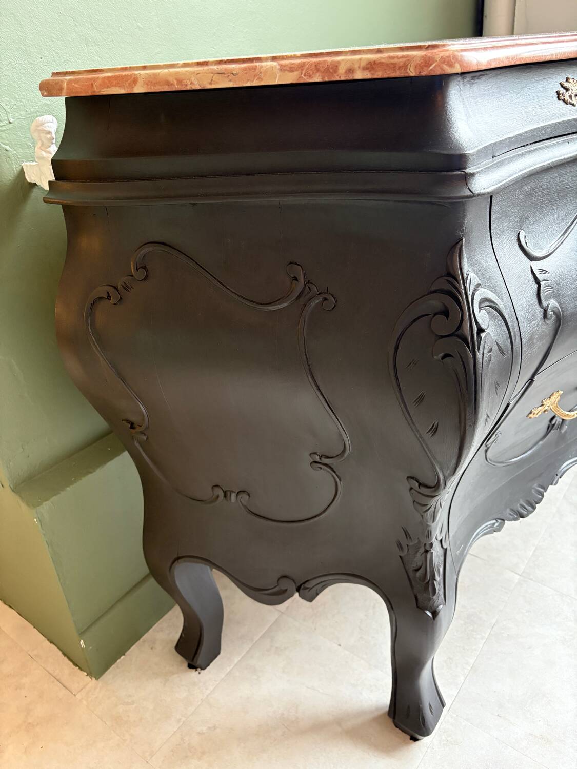 Restored black Louis XV chest of drawers