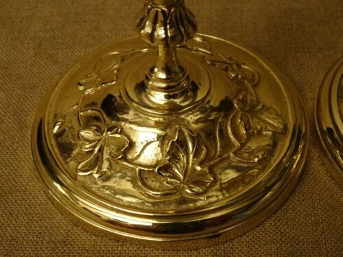 Pair of old torches candle holders bronze brass floral decoration Ht 18,8 cm ref A173/40