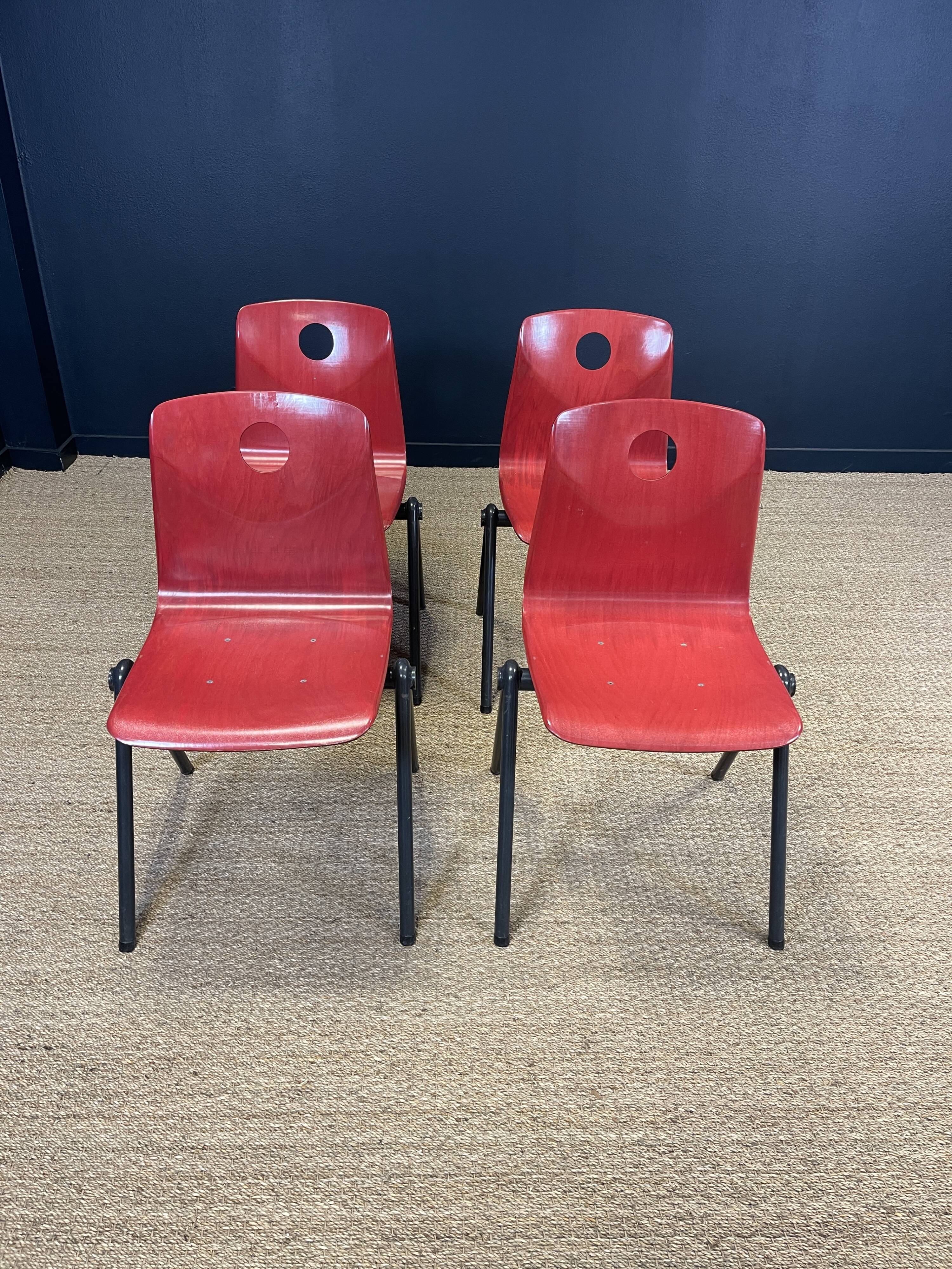Set of 4 Galvanitas S30 raspberry red / gray steel chairs from the 70s