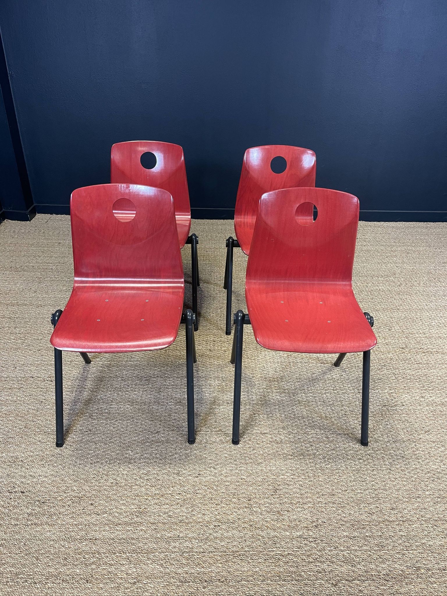 Set of 4 Galvanitas S30 raspberry red / gray steel chairs from the 70s