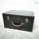 Valise en bois vintage