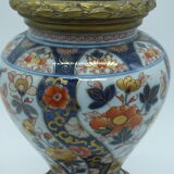 Bayeux/Imari vase mounted in porcelain with bronze frame