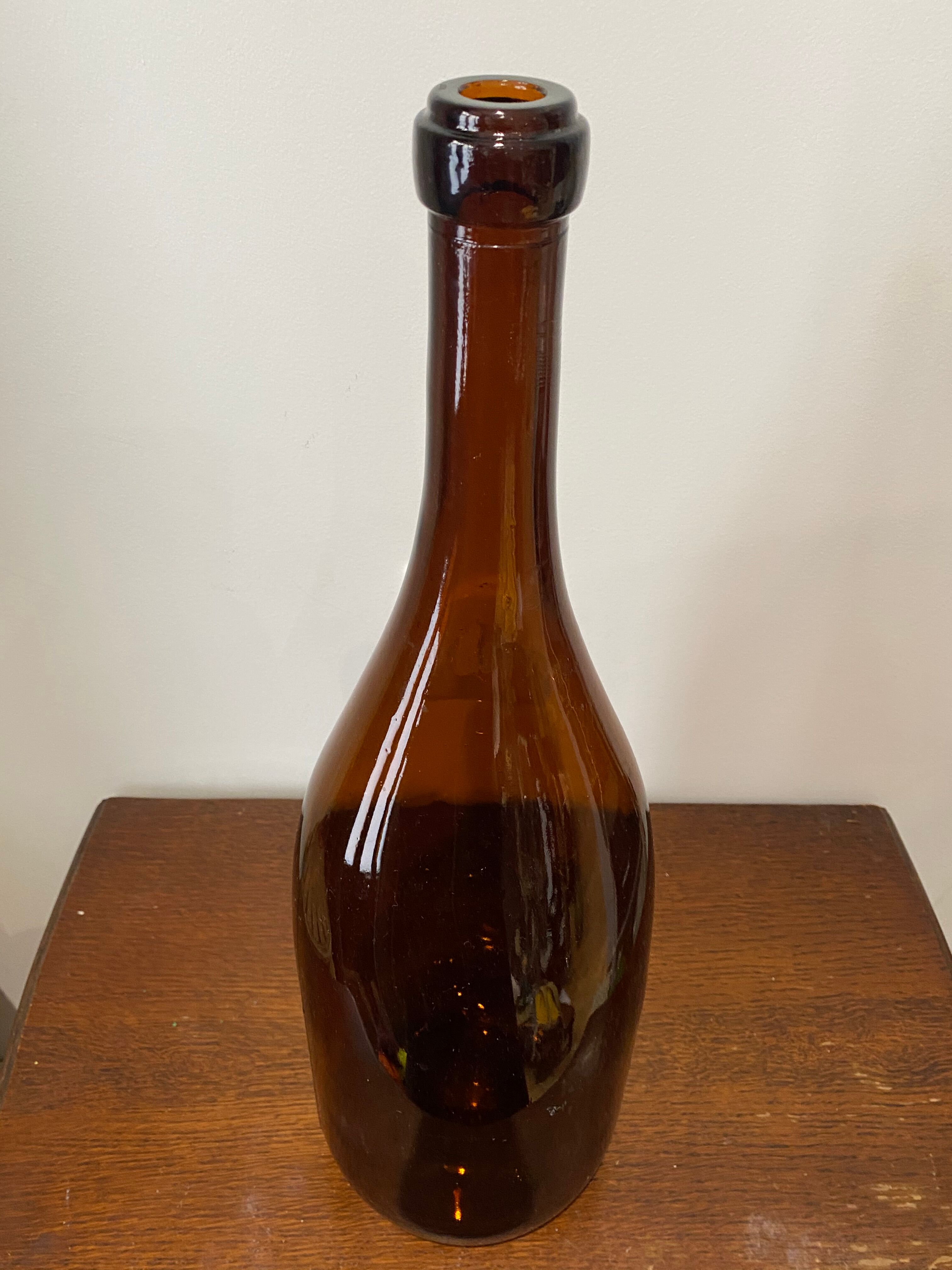 Amber glass decoration vase
