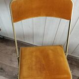 Deux chaises velours or