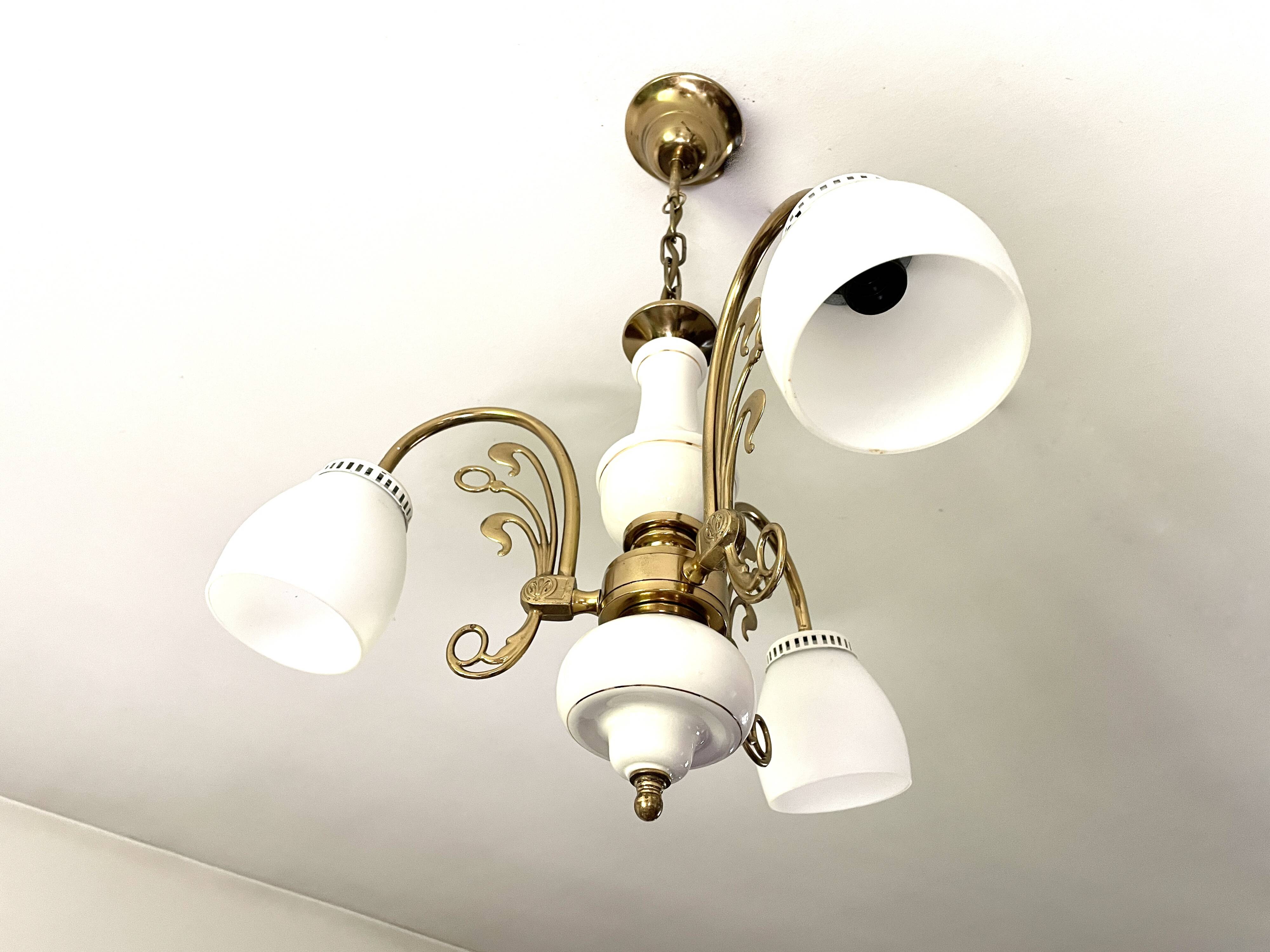Three-light chandelier in gilded brass and porcelain, Art Nouveau style, 1970.