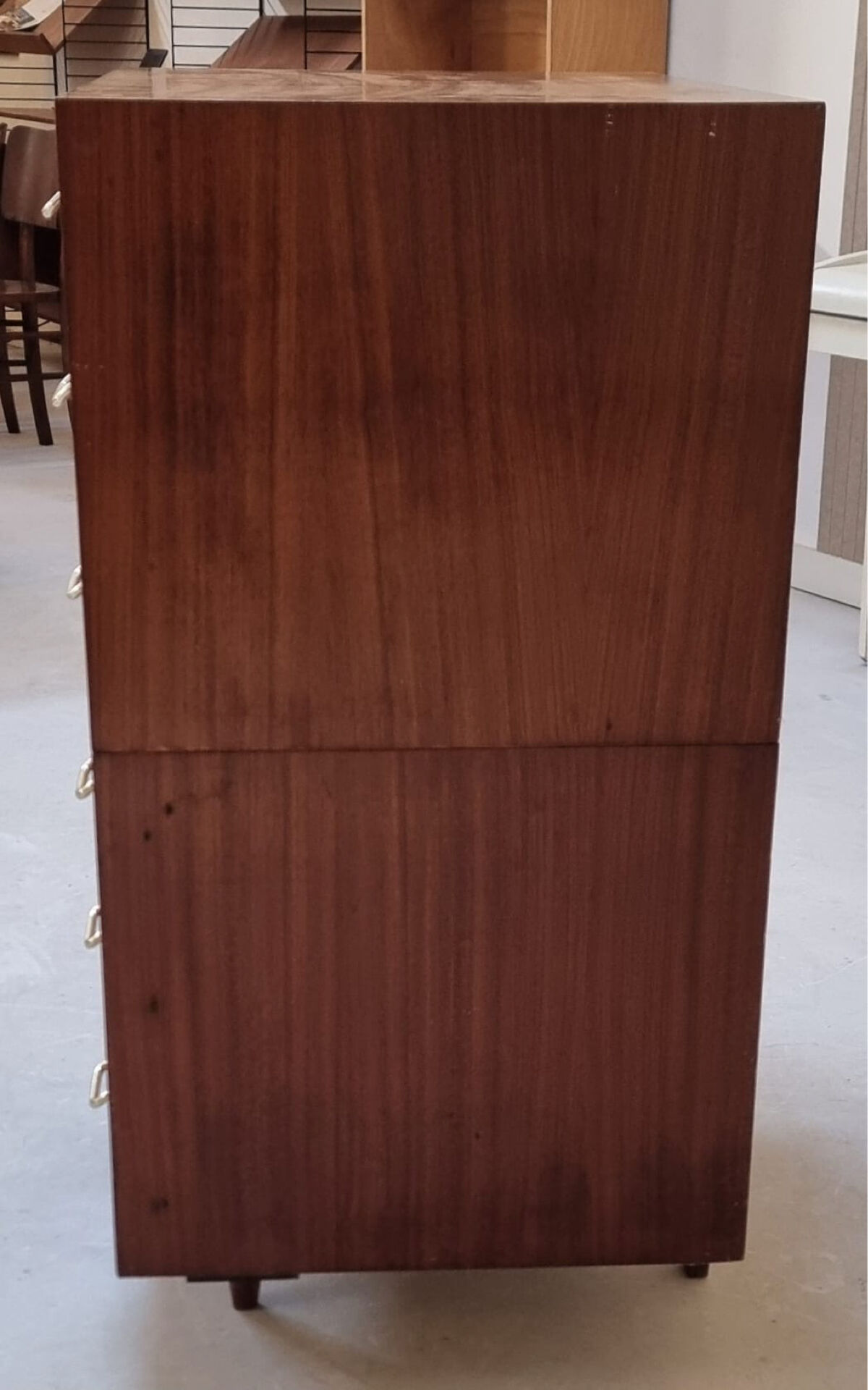 Mid-century drawer cabinet