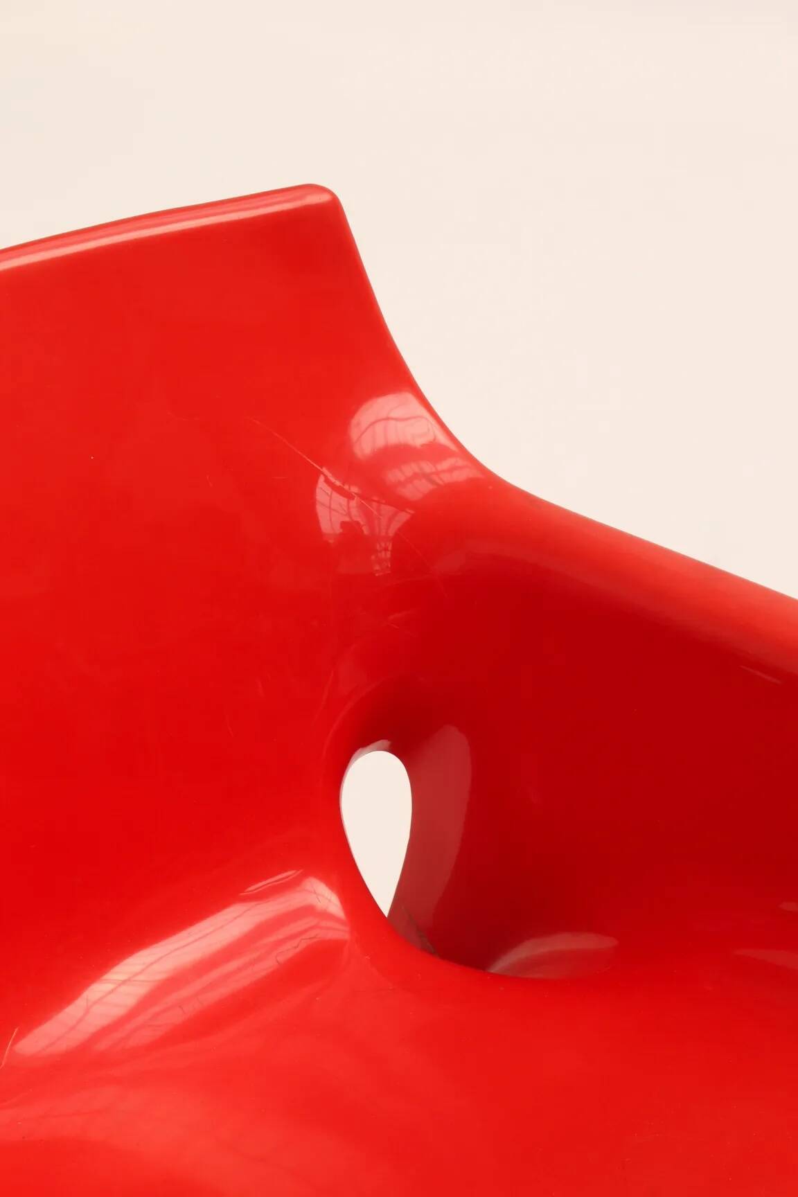 Set of 4 red "Gaudi" armchairs by Vico Magistretti for Artemide