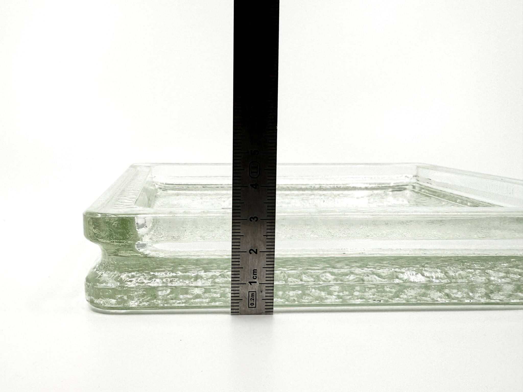 Nevada molded glass pocket emptier • Saint-Gobain • 1950