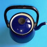 Vintage blue enamelled metal kettle - 1 litre approx. 12cm high (without handle)