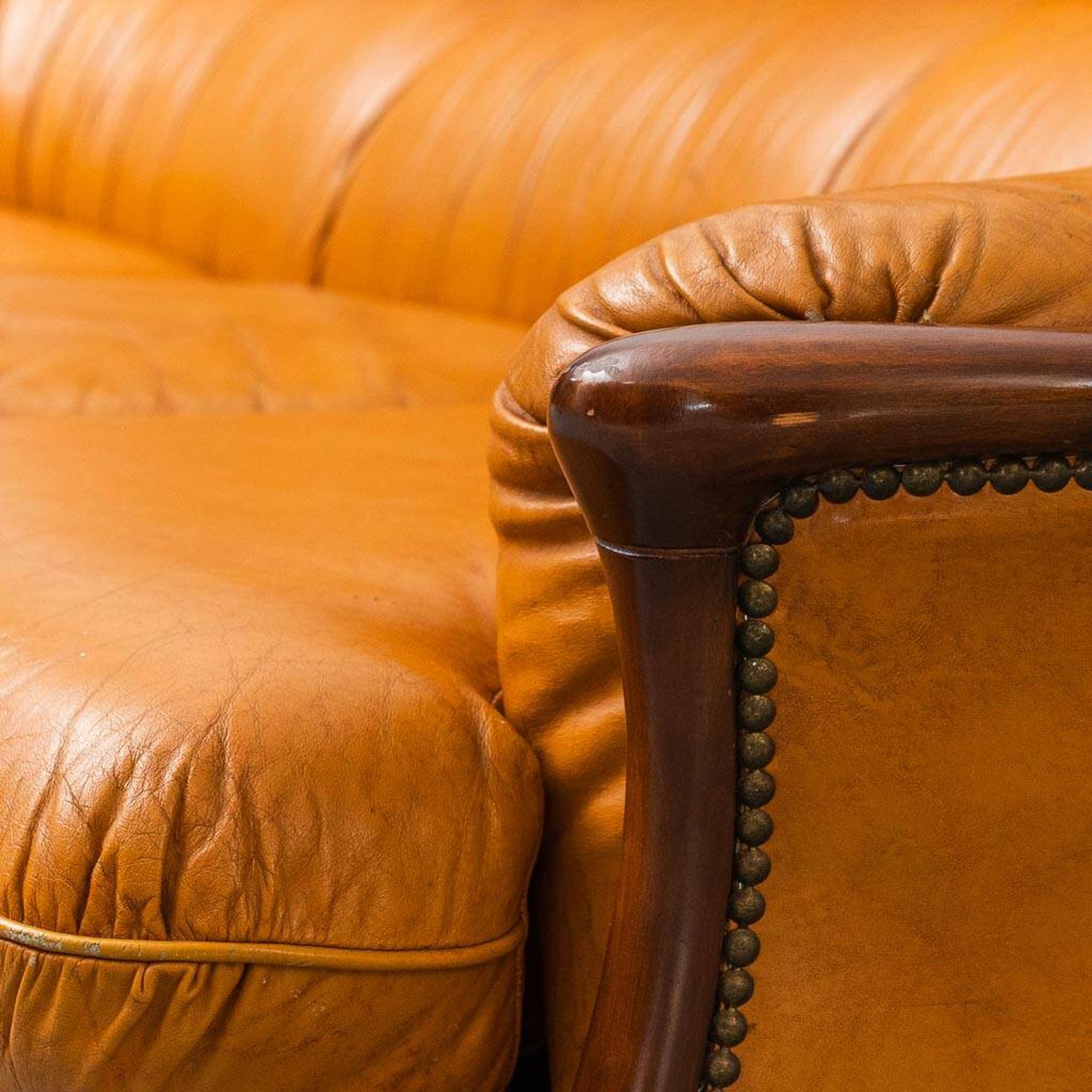 3-seater leather and wood sofa, 1950s vintage modernism