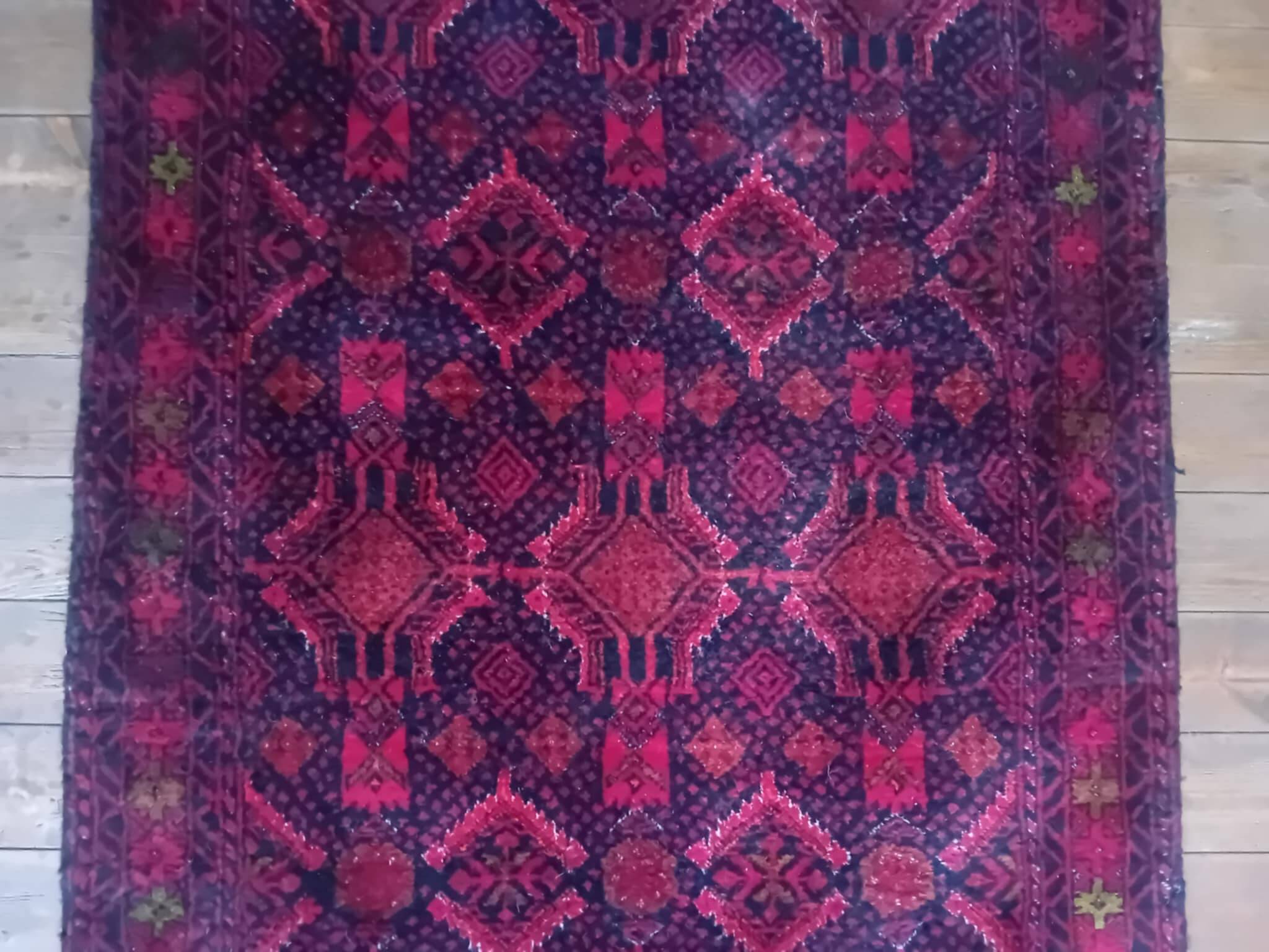 Handmade Persian Beluch Rug 198x105cm
