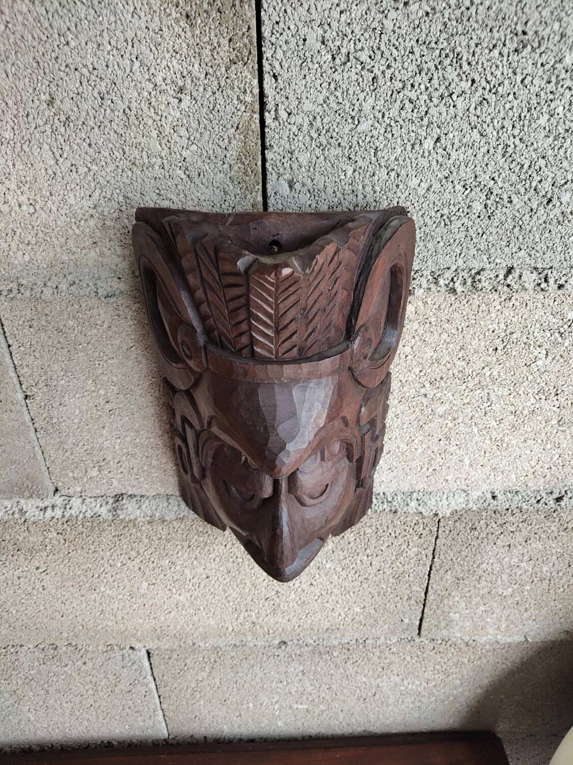 Carved wooden wall mask – Native American spirit – decorative piece vi