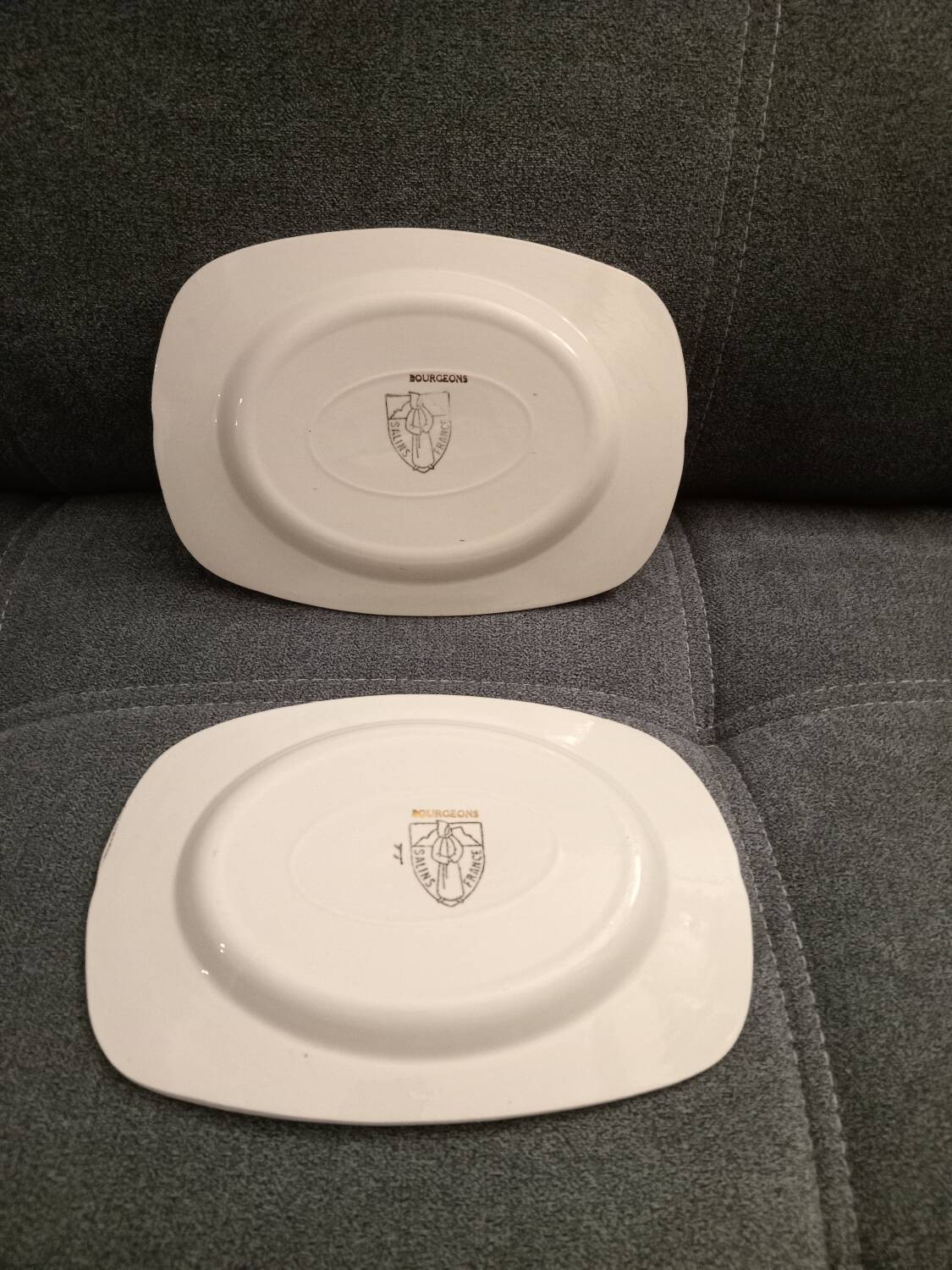 Set of 2 vintage earthenware dishes from Salins