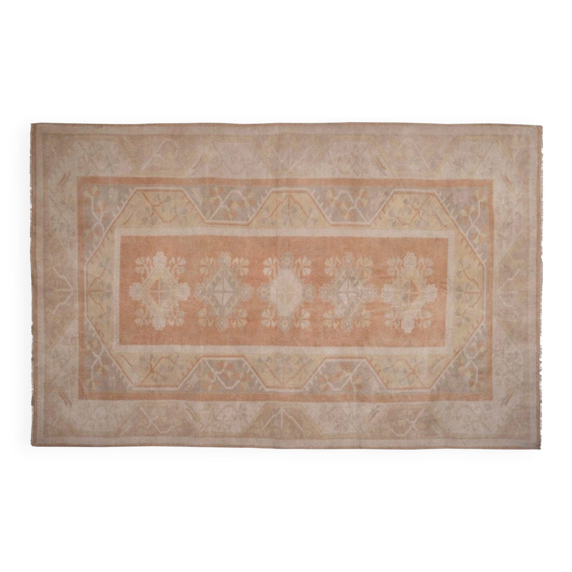 Vintage Turkish Oushak rug 203x315 cm