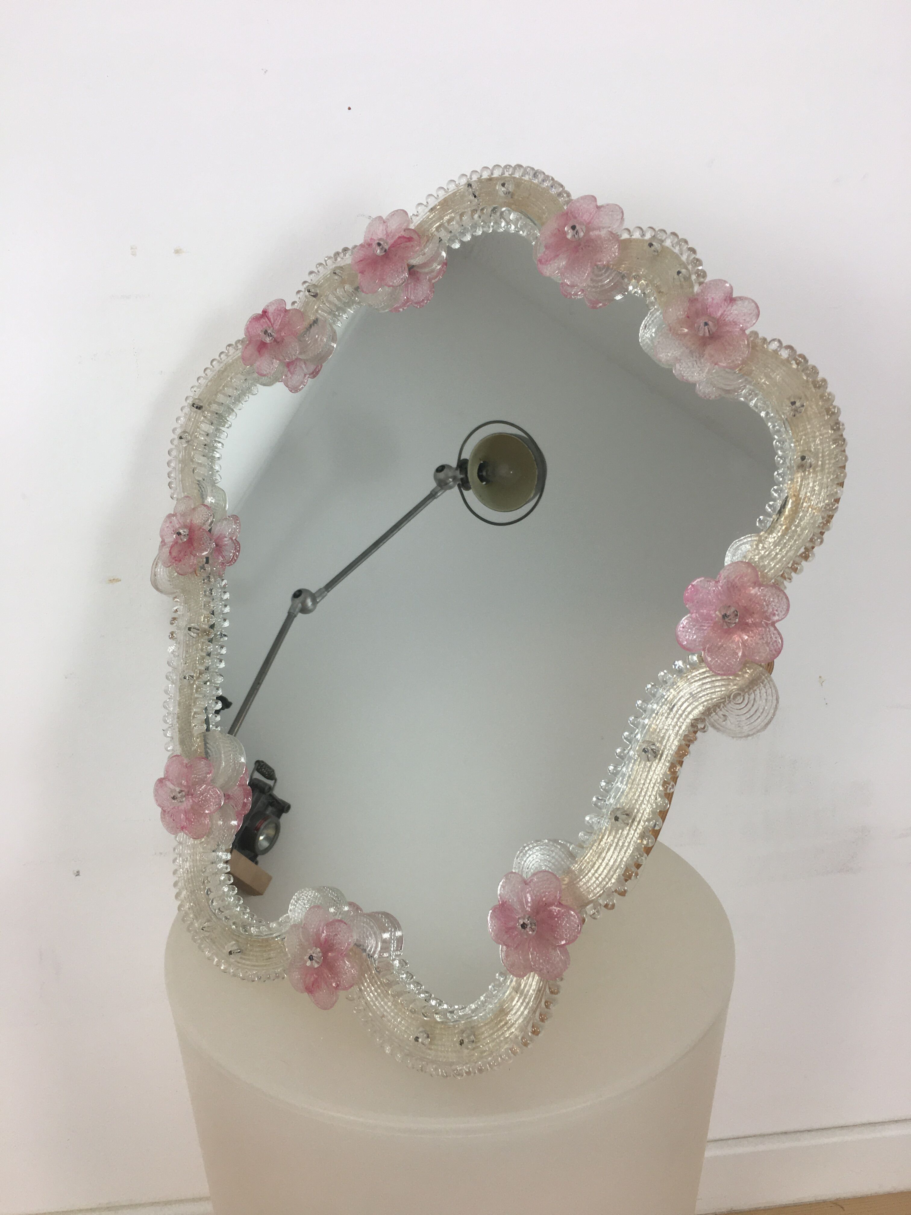 Miroir Murano à fleurs roses